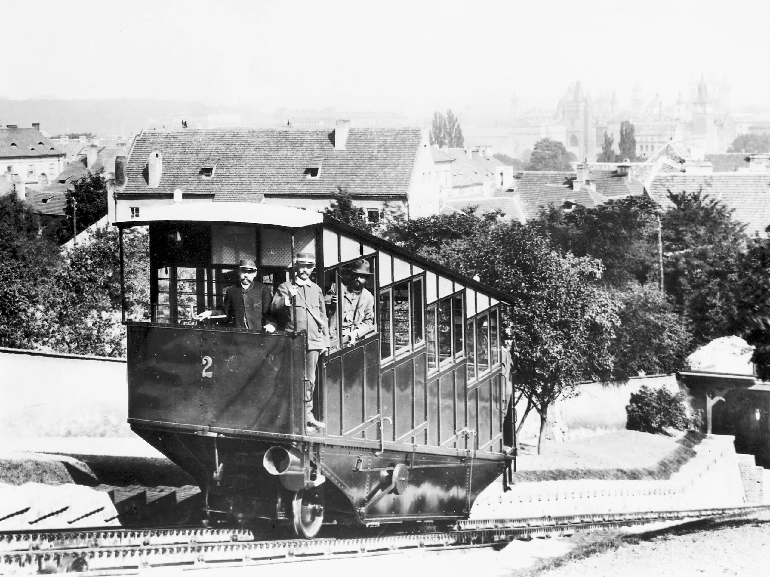 Photo: The old cable car, credit: Archiv DPP

