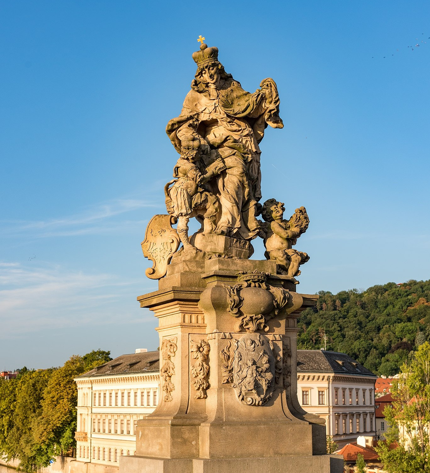 Statue of St. Ludmilla on the Charles Bridge | Source: www.wikipedia.com