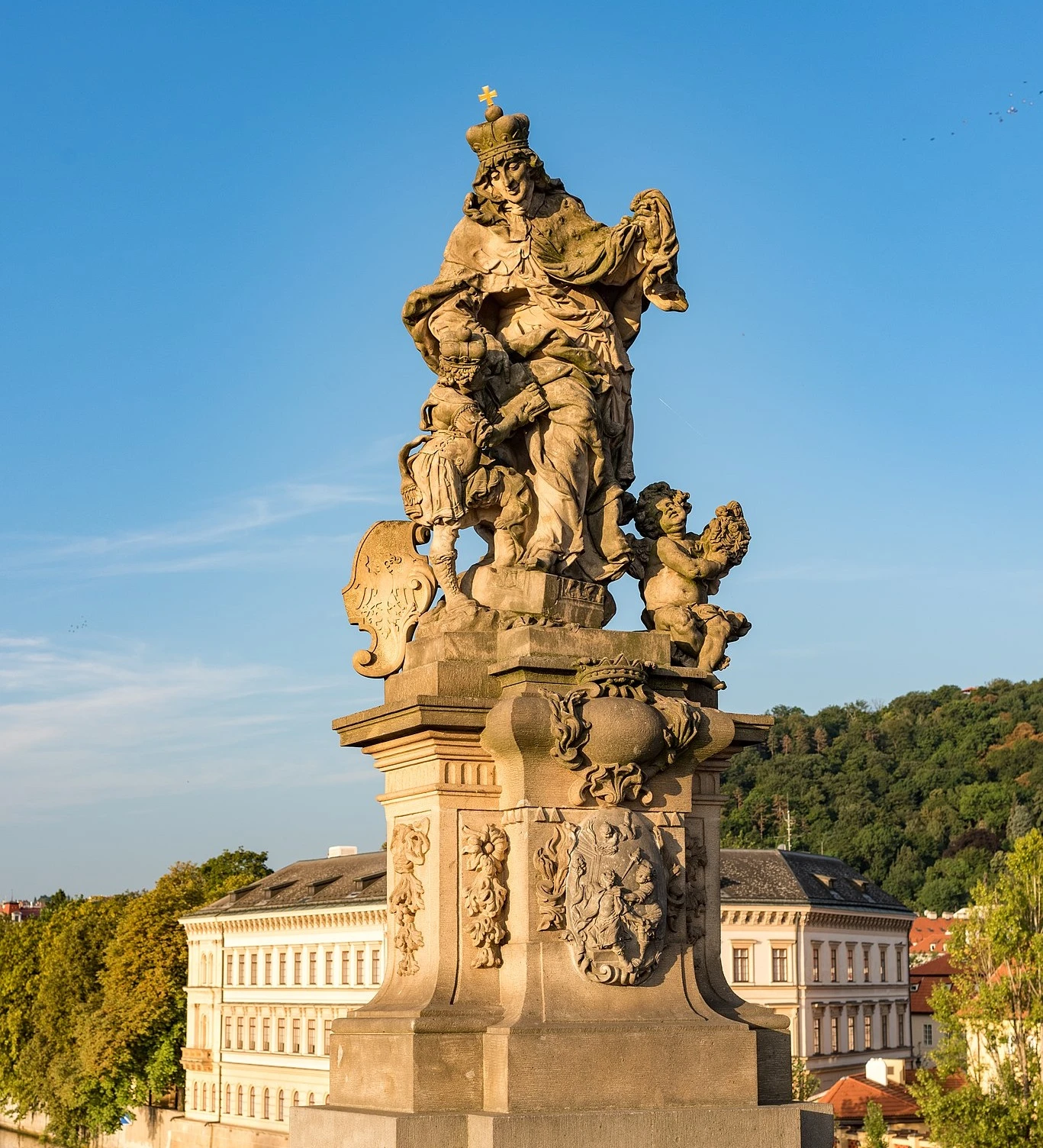 Statue of St. Ludmilla on the Charles Bridge | Source: www.wikipedia.com