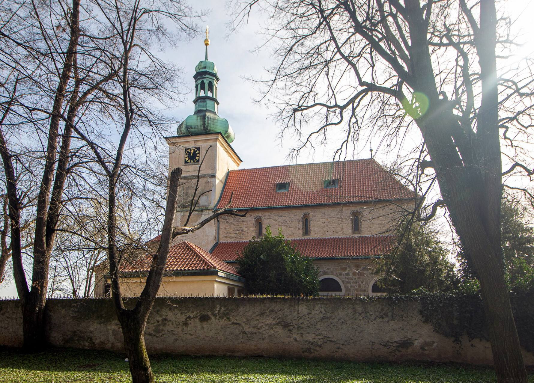 Kostel sv. Václava na Proseku | Autor úvodní fotografie: VitVit | Zdroj: cs.wikipedia.org

