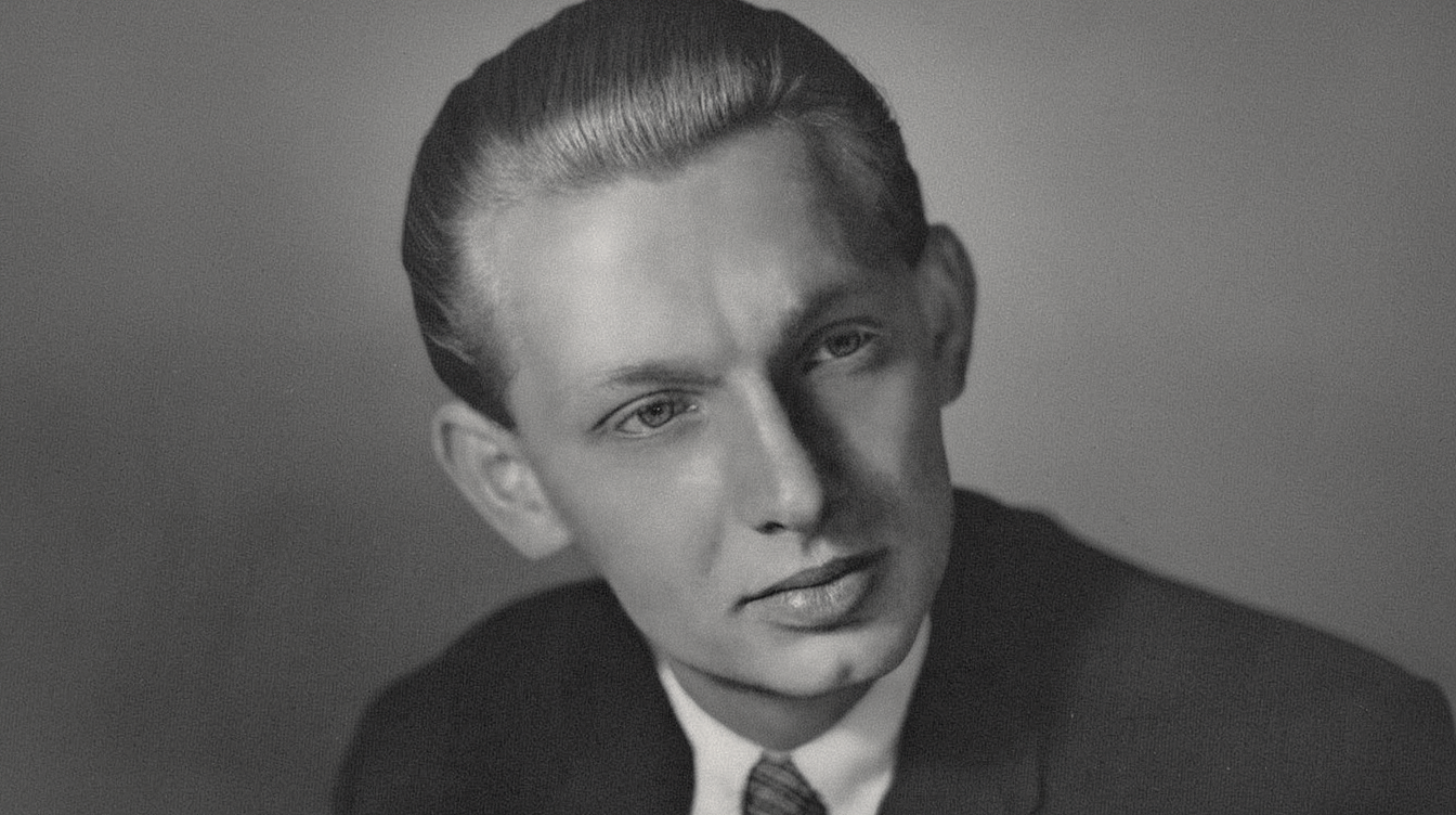 Zdeněk Stránský | Zdroj: Archiv Národního divadla | <br> Fotografie byla digitálně vyčištěna pomocí AI.