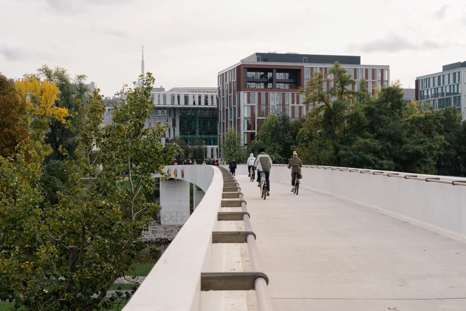 Footbridge