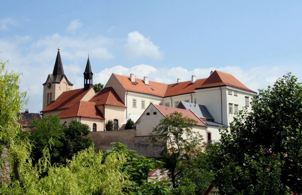 Zdroj: www.facebook.com/chvalskyzamek