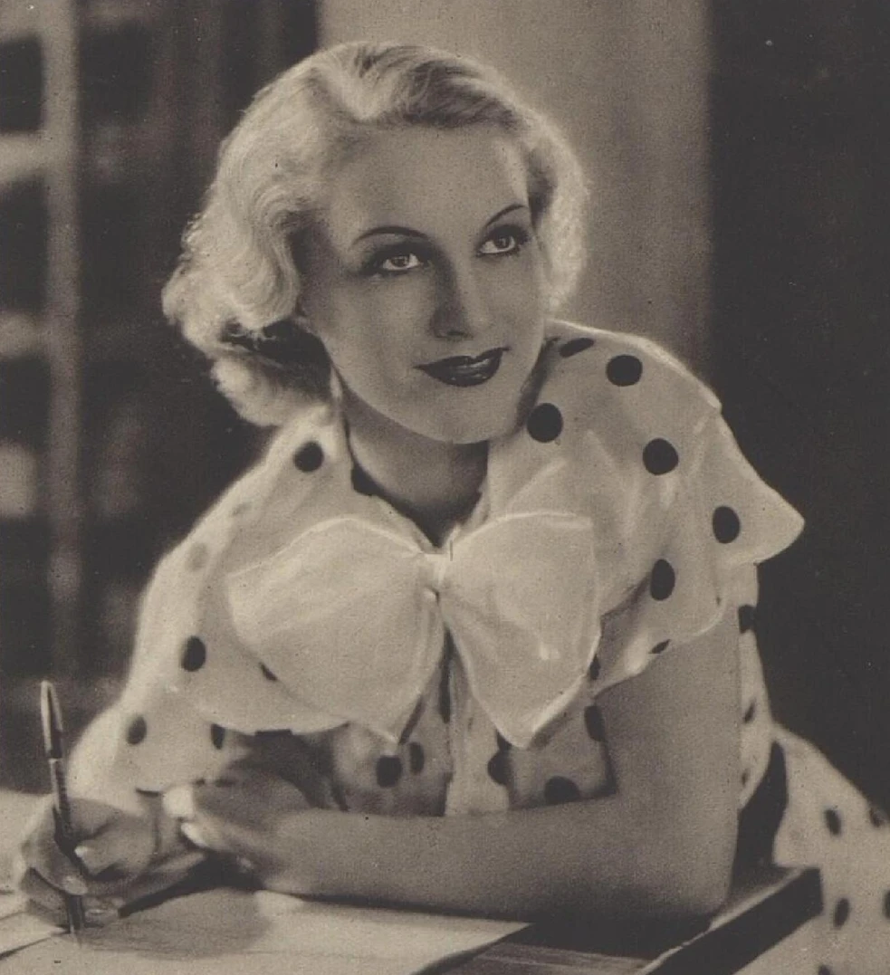 Adina Mandlová (1910–1991), Wikimedia Commons, public domain