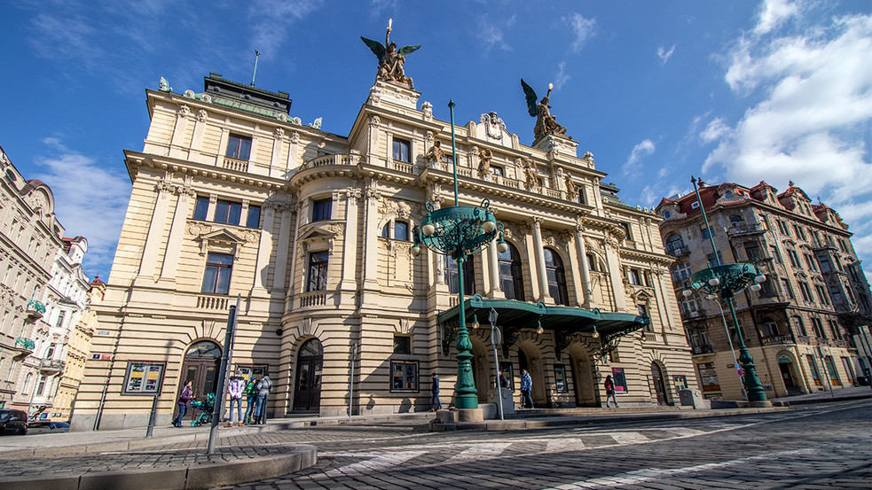 Vinohradské divadlo