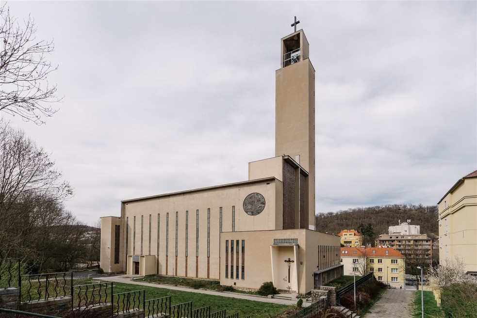 Kostel svatého Jana Nepomuckého v Košířích