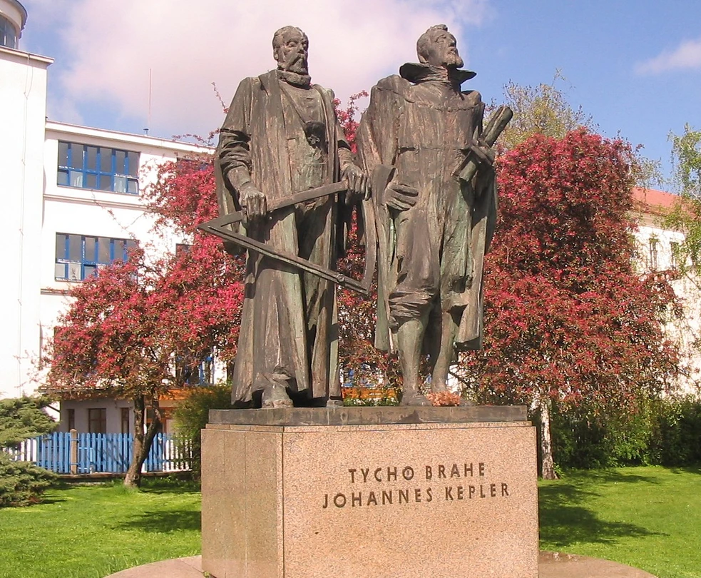 By Josef Vajce — Own work, https://upload.wikimedia.org/wikipedia/commons/6/6c/Brahe_kepler.jpg